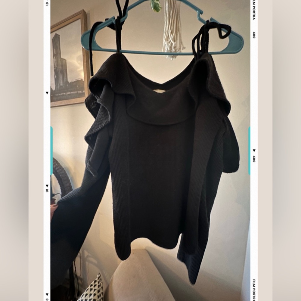 Cold shoulder sweater w/ tie straps
